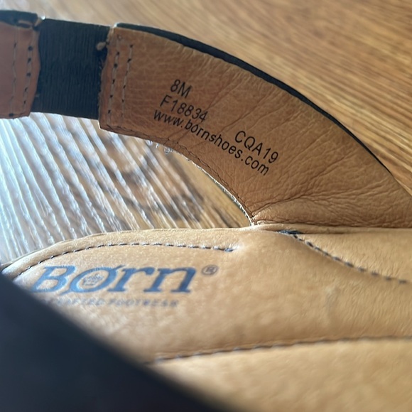 Born Trang Slingbacks, Leather, Blue, Navy, Size 8 - Picture 9 of 9